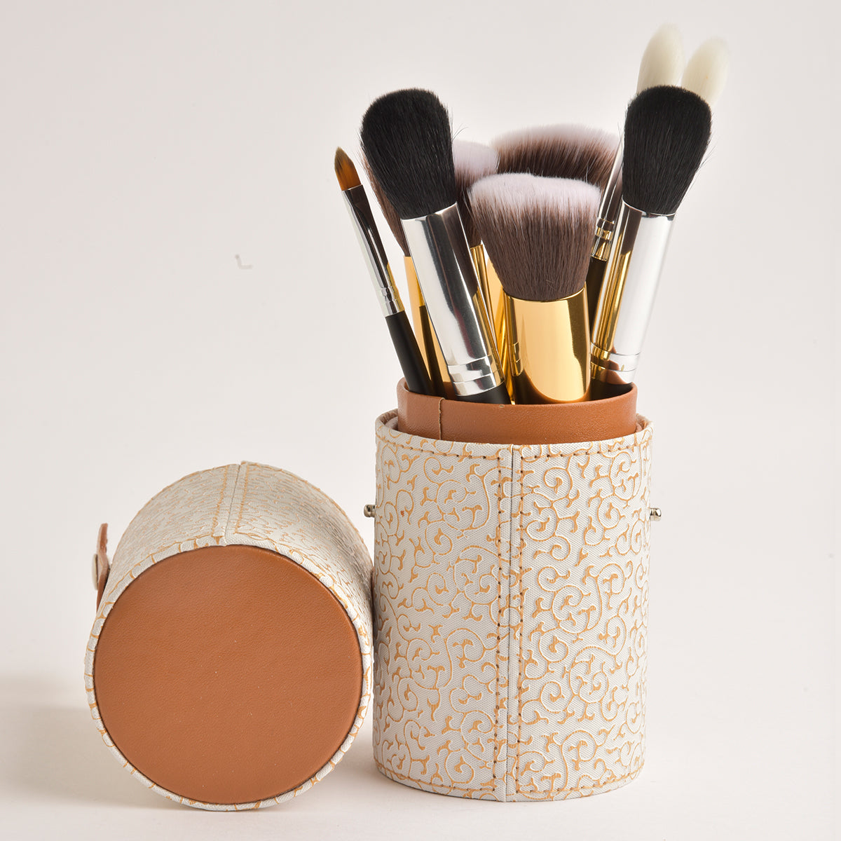 Leather Cosmetics Storage Case - white Gold tubby case